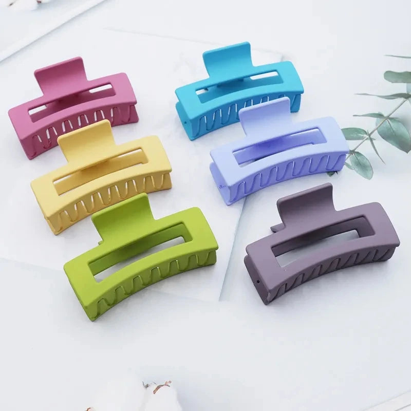 Korean Women Girls Plastic Hair Claws Hair Clips Headwear Large Size Hairpin Crab Barrette Fashion Ornament Hair Accessories